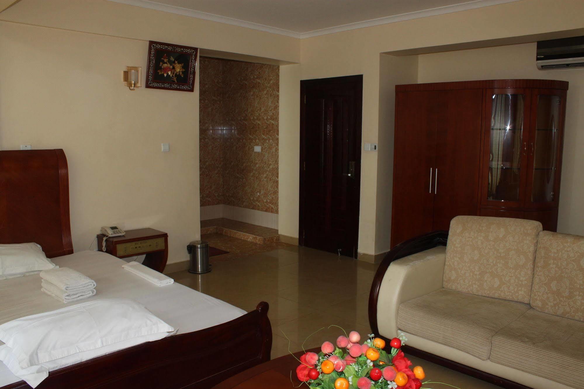 Mic Hotel Dar es Salaam Exteriér fotografie